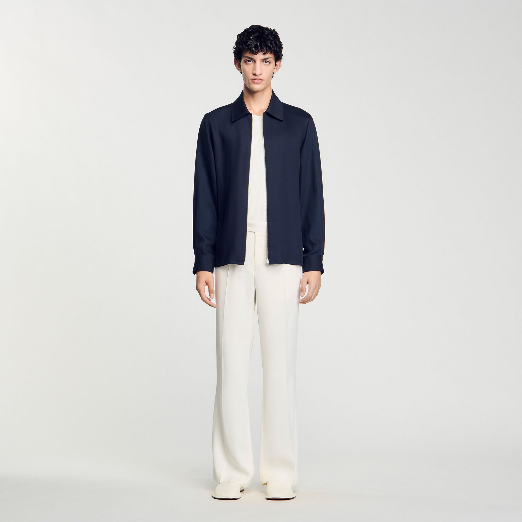 Zip-up shirt