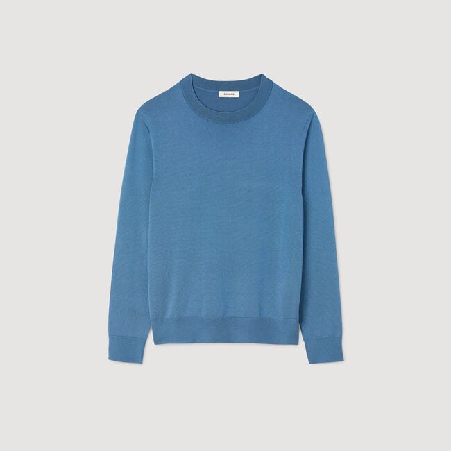 Fine knit sweater