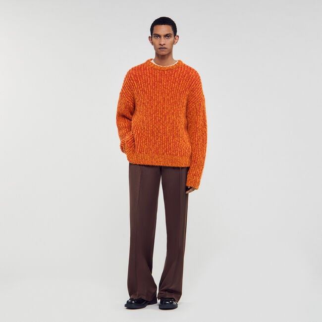 Round neck long-sleeve sweater