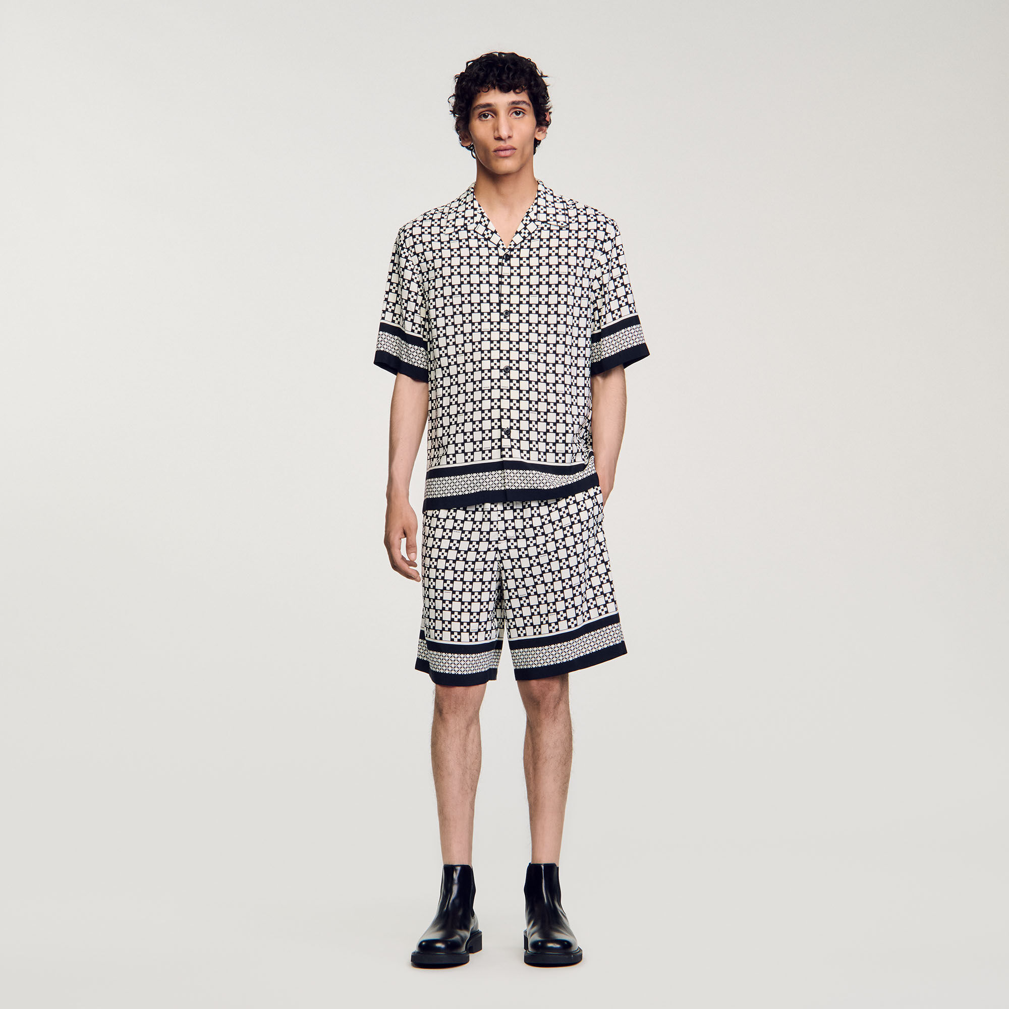 Cross Signature | Men | Sandro-paris.com