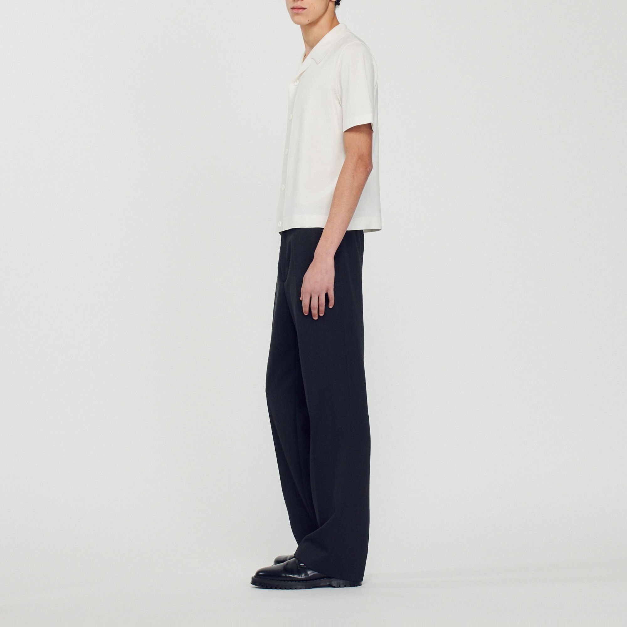 Short-sleeved shirt
