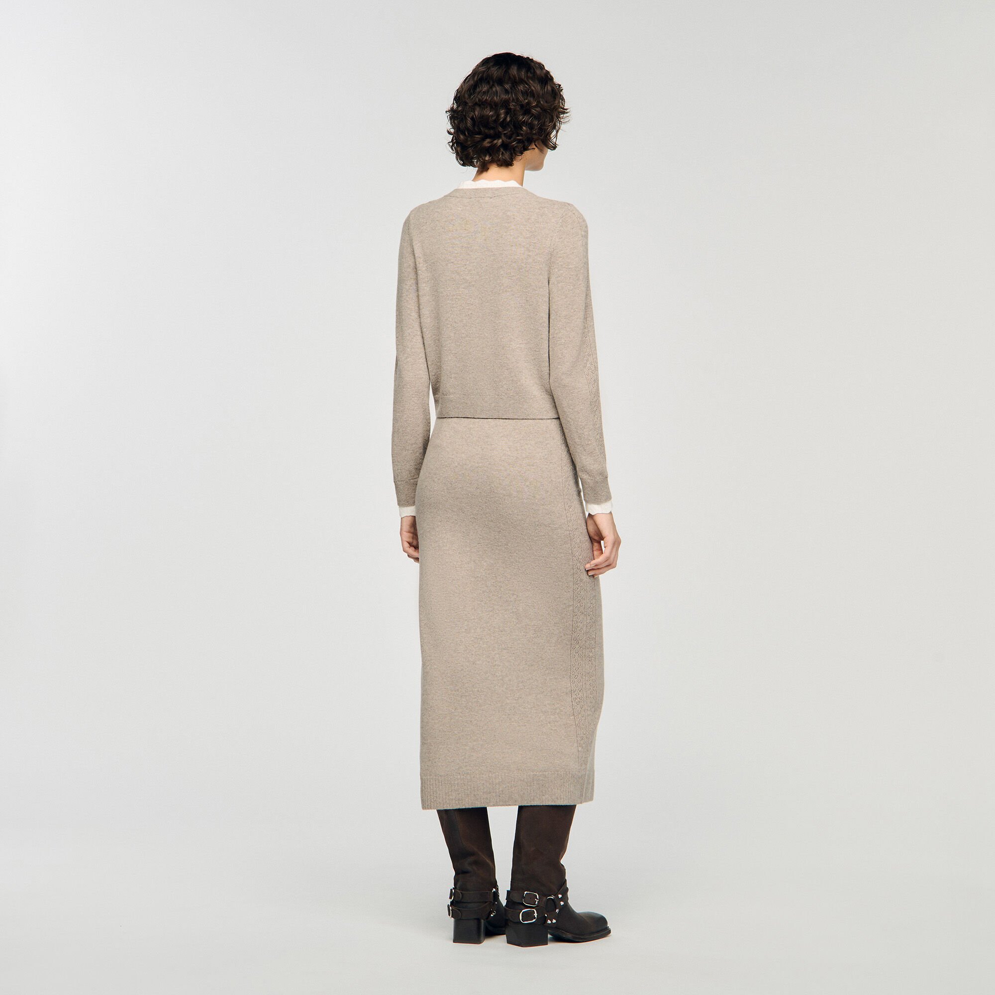 Cardigan with contrast collar