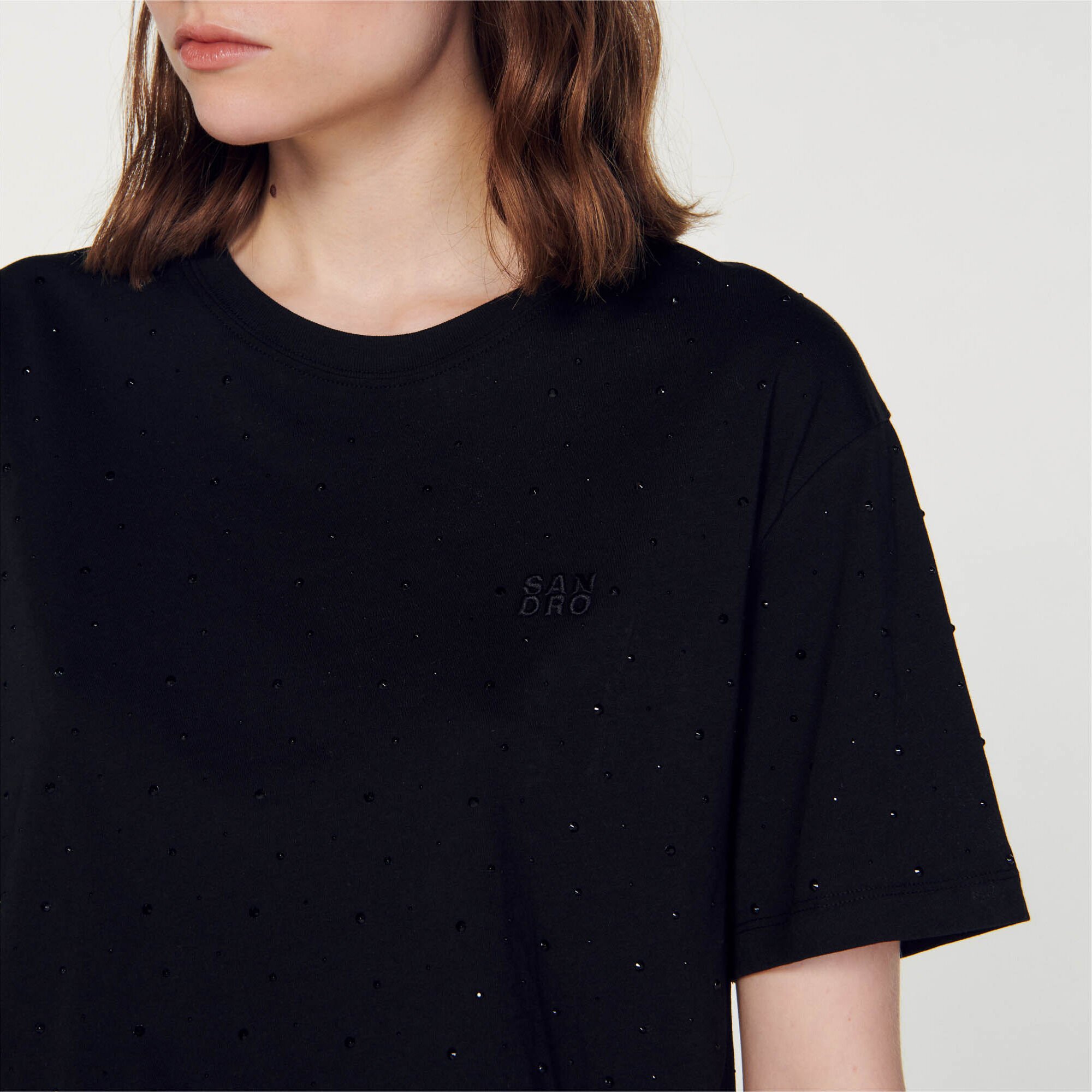 Cropped T-shirt with rhinestones