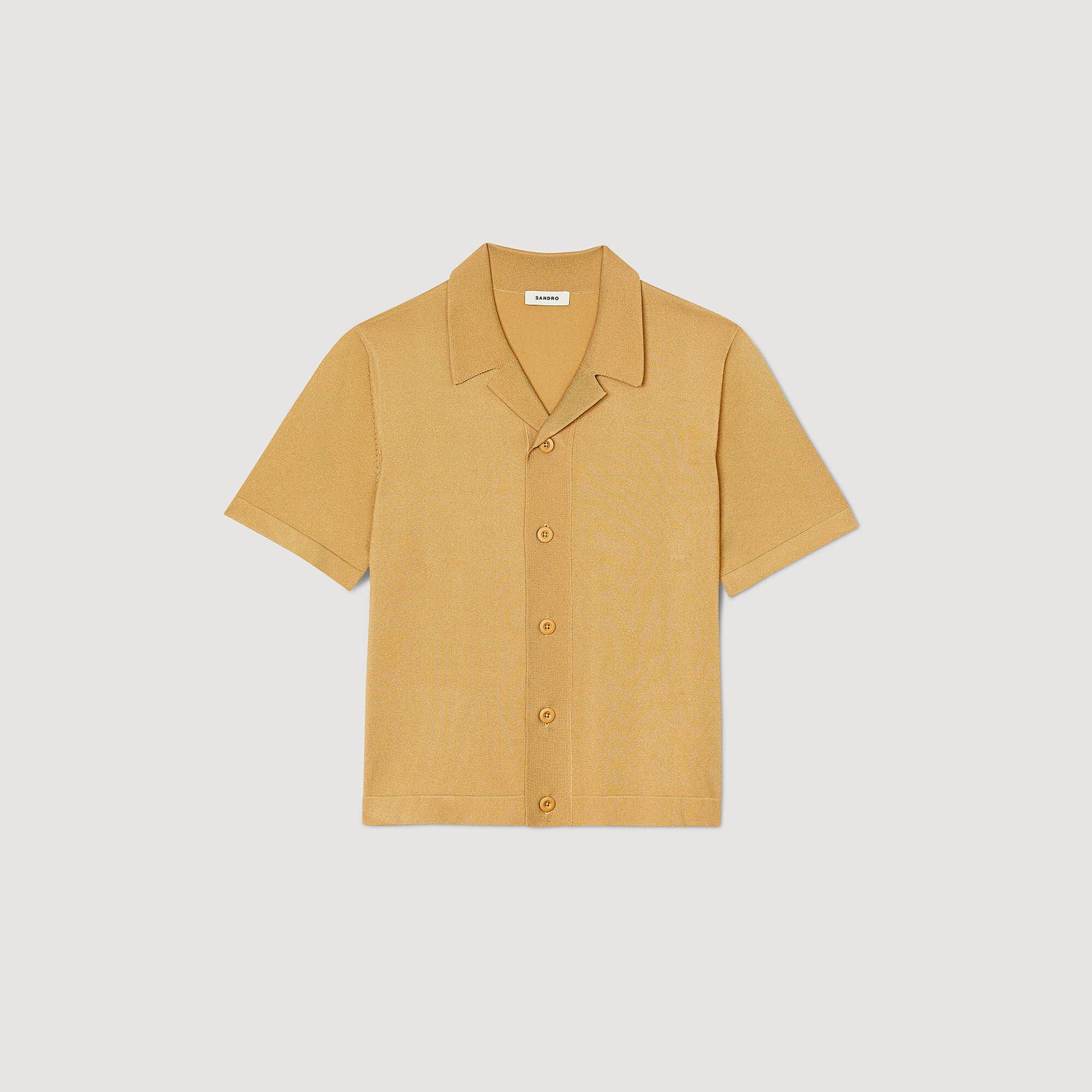 Short-sleeved shirt