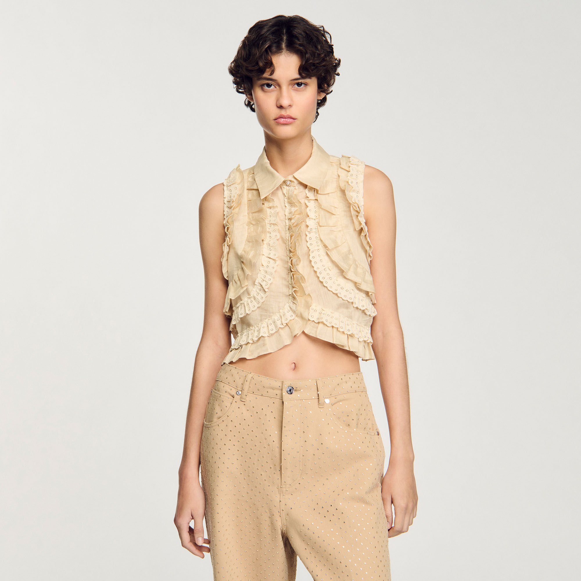Ruffled cropped shirt