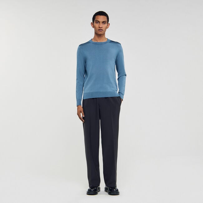 Fine knit sweater