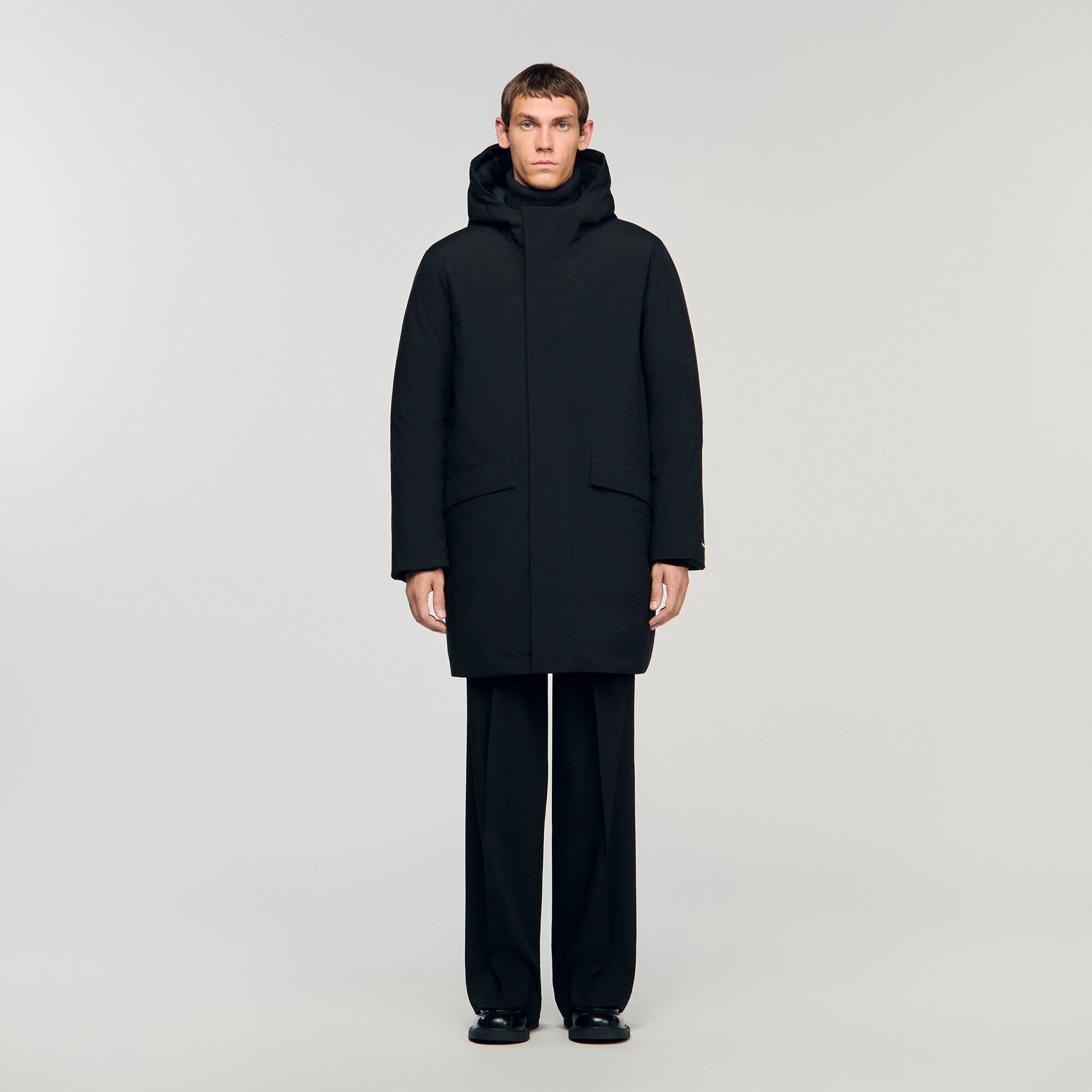 Hooded parka with zip