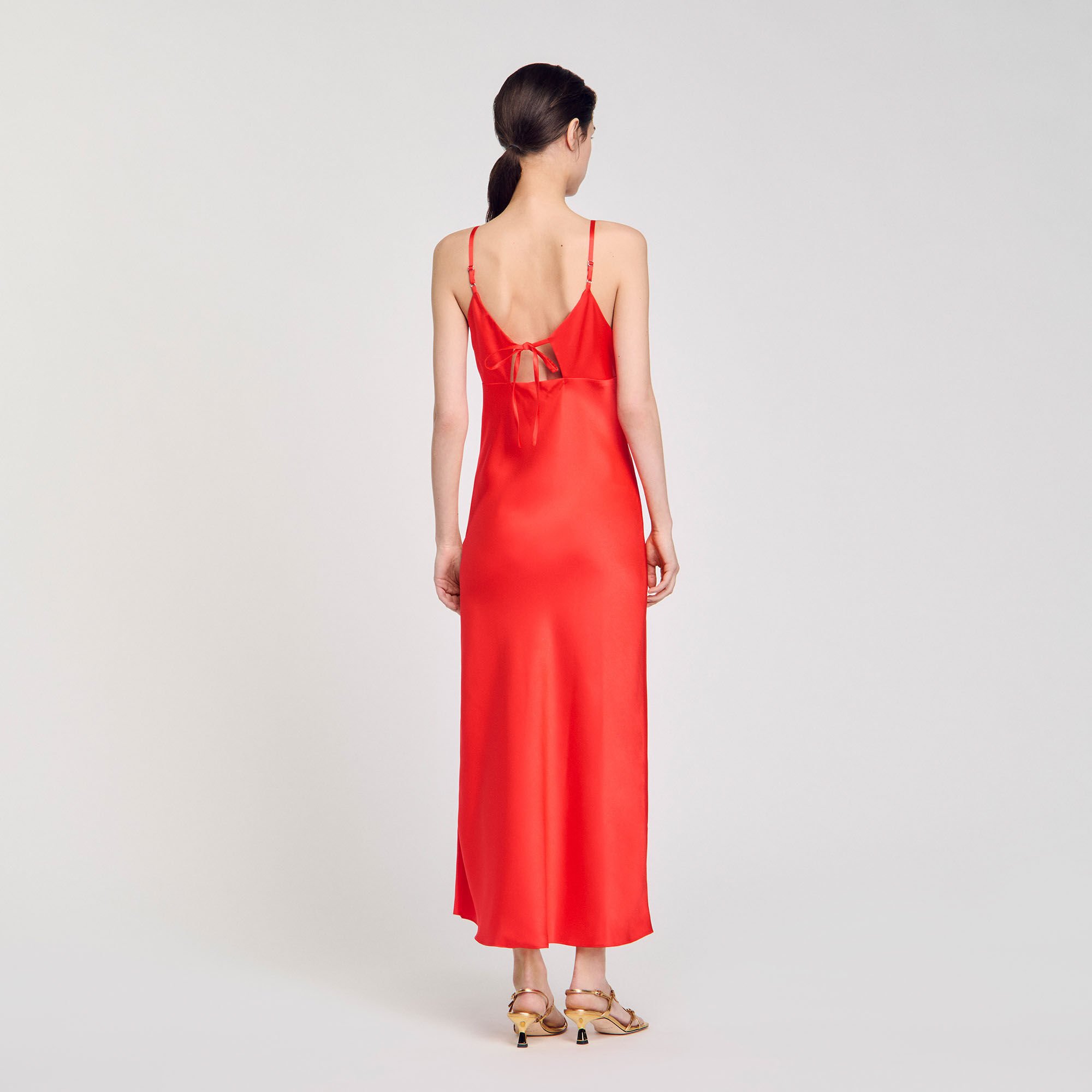 Flowy dress with straps