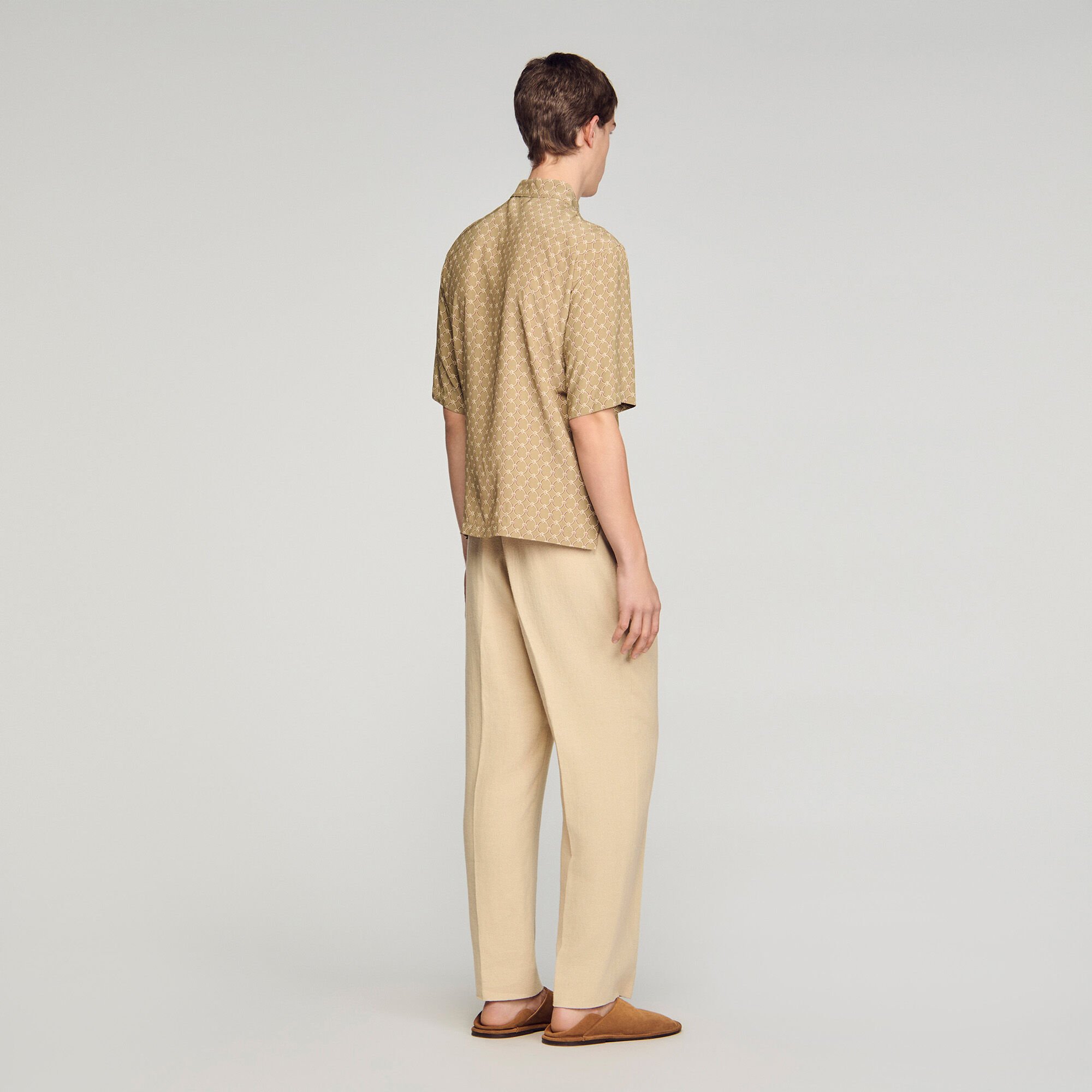 Link print loose-fit shirt