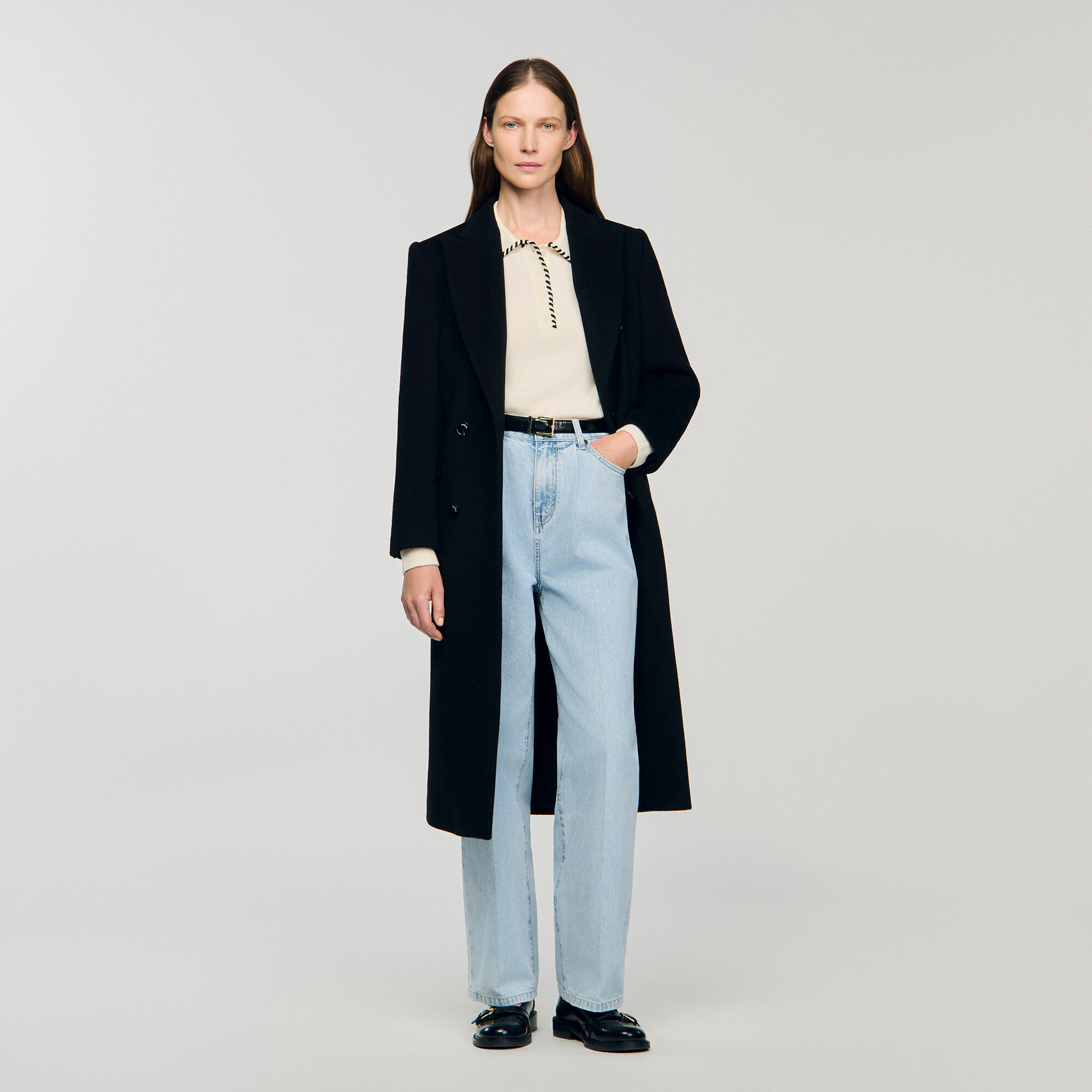 Contrast polo-neck knit sweater