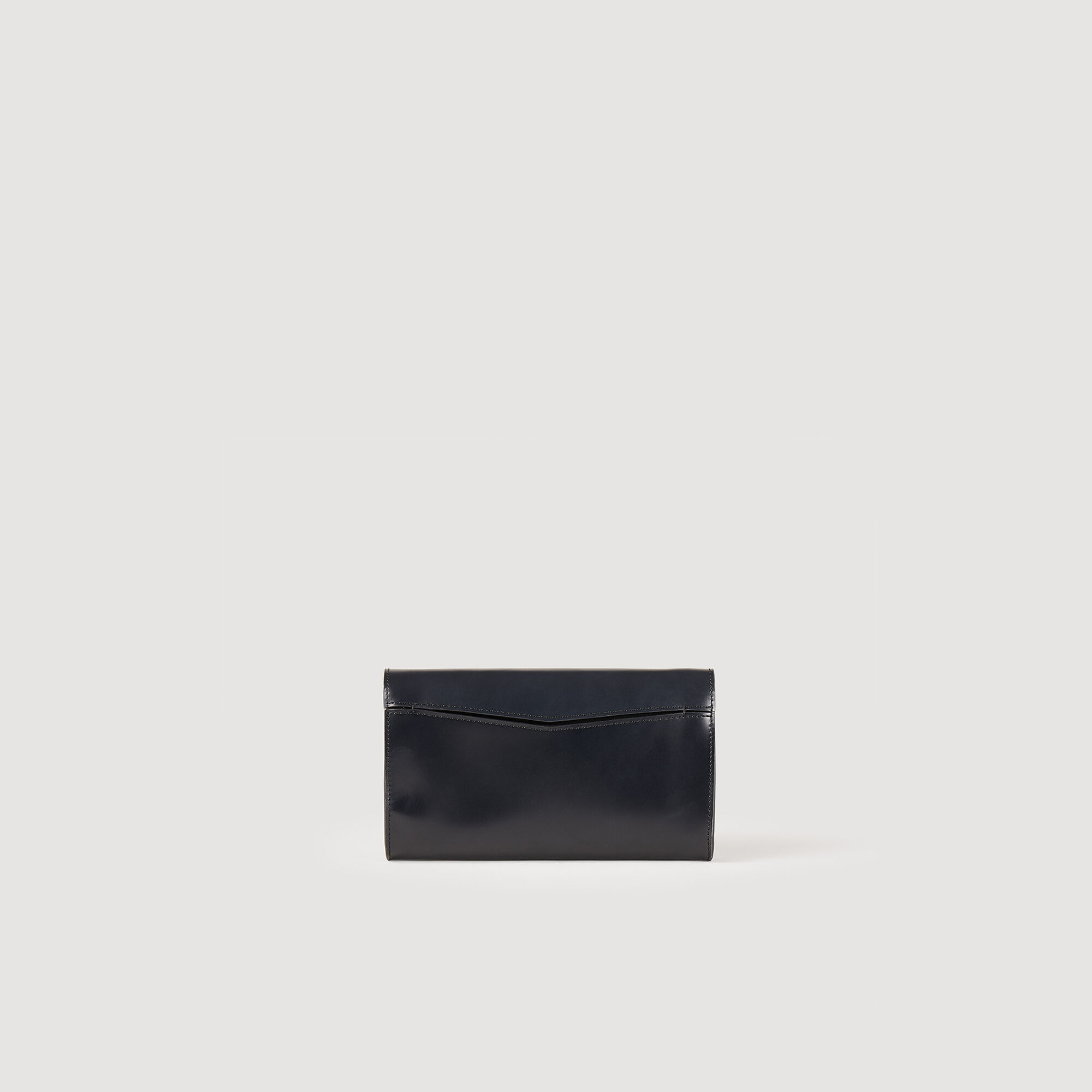 Pocket clutch top