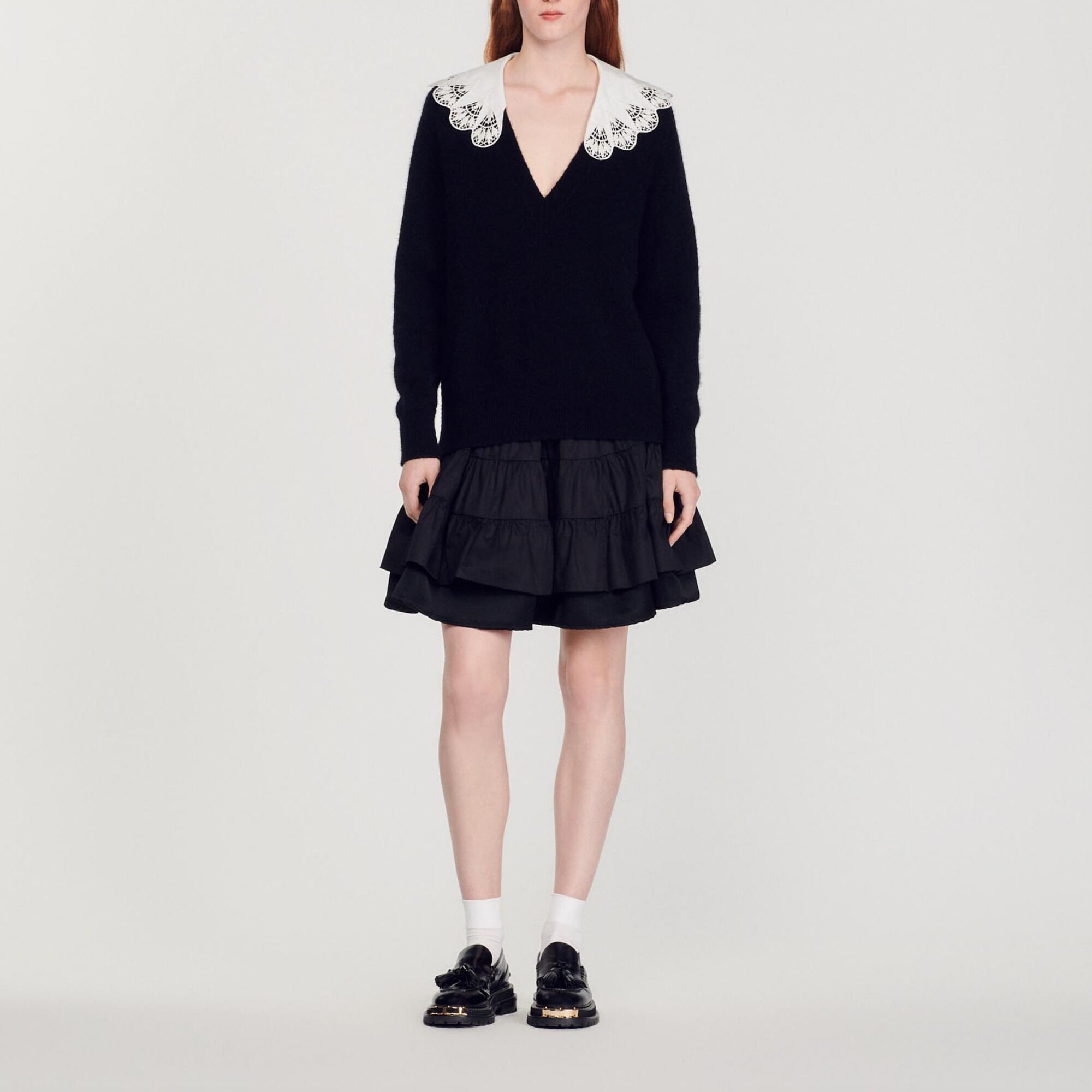 Poplin collar sweater