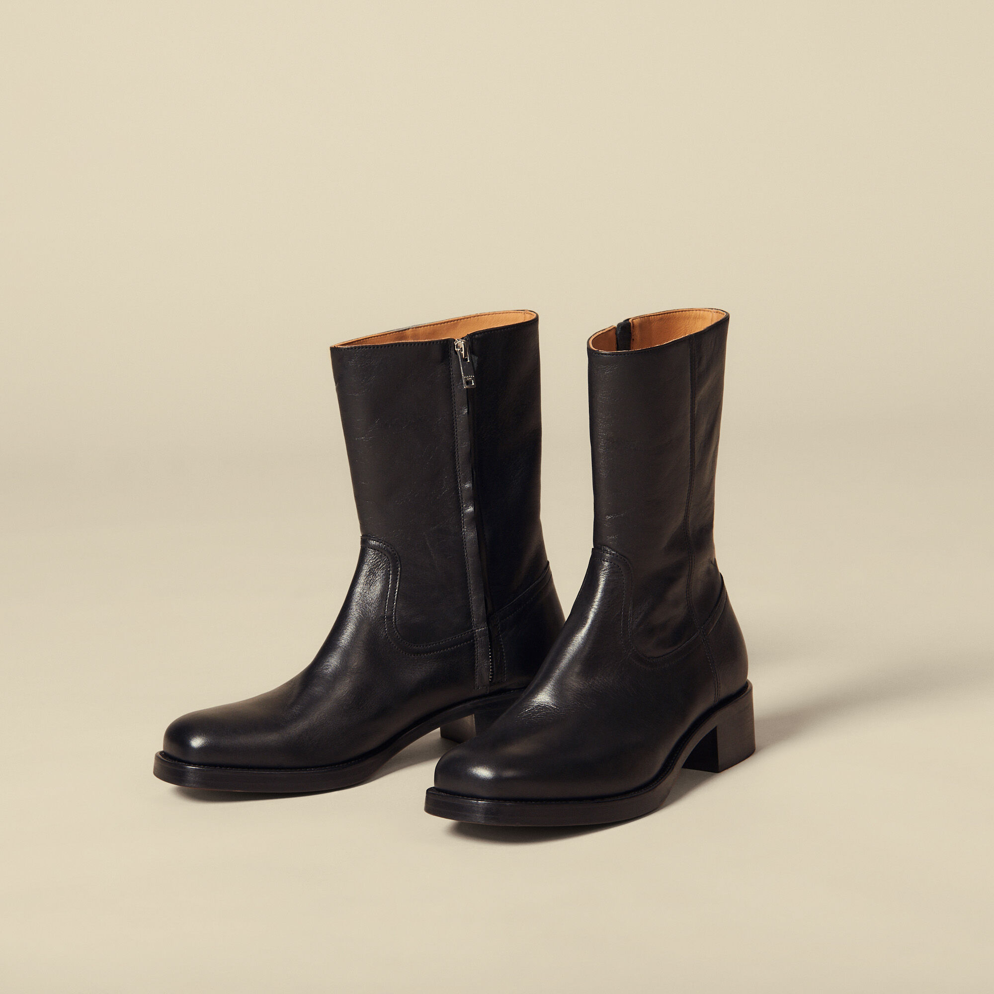boots shoes