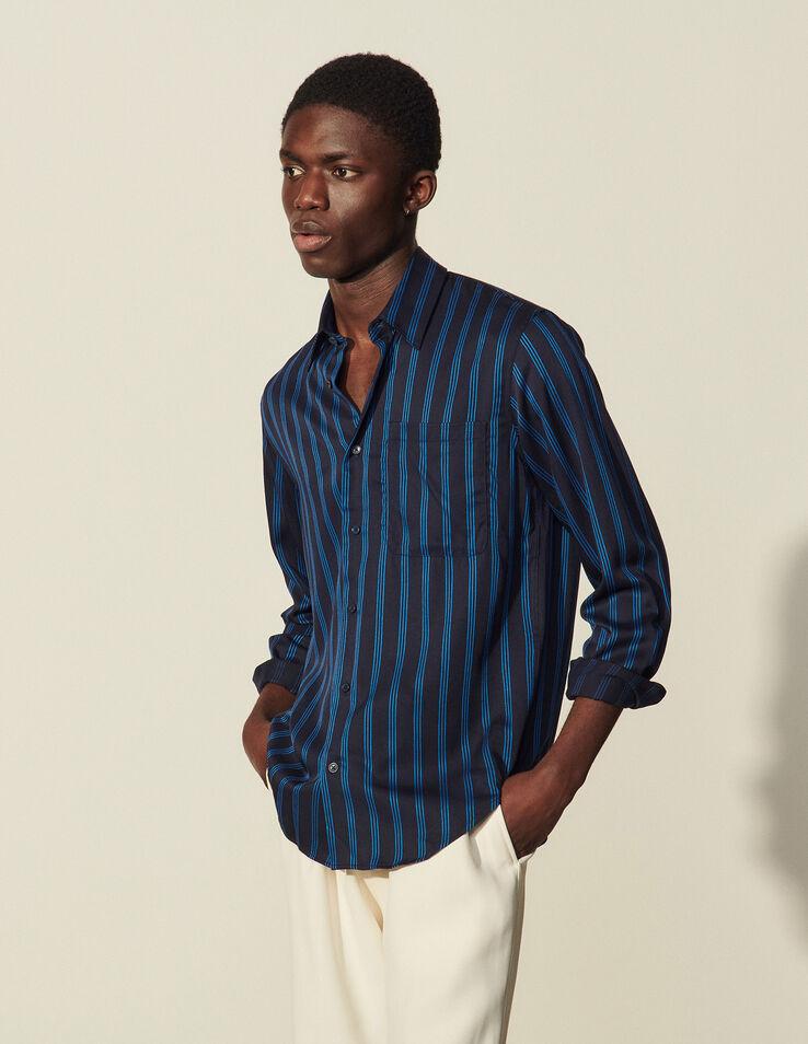 Sandro Flowing shirt with woven stripes. 2