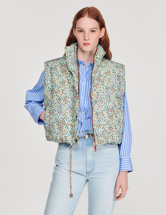 Short padded vest and print - Coats | Sandro Paris