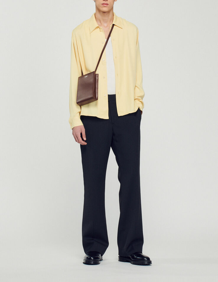 Sandro Floaty shirt with spread collar. 1