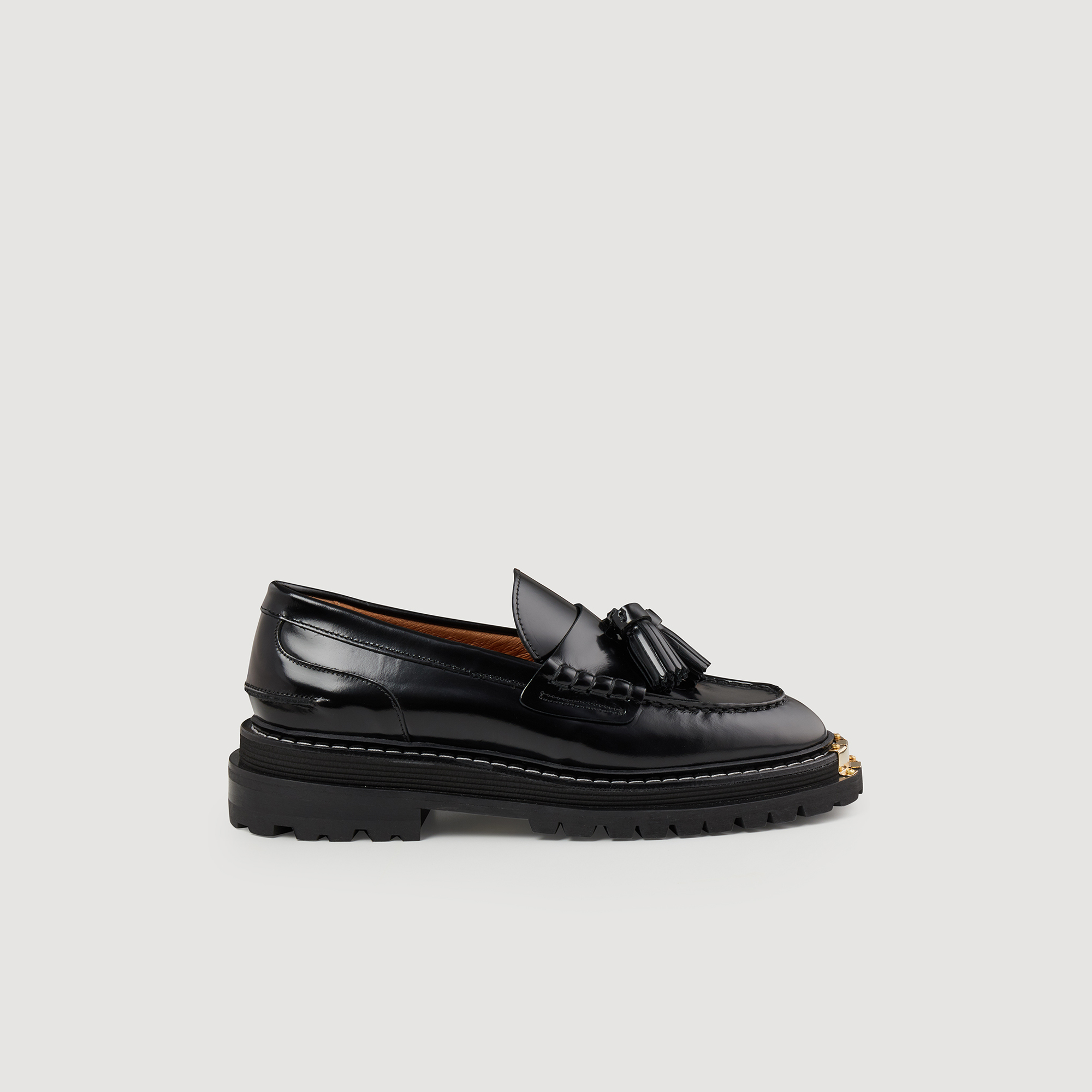 Sandro rubber Smooth leather loafers with a notched sole, a metal plate on the front and a tassel