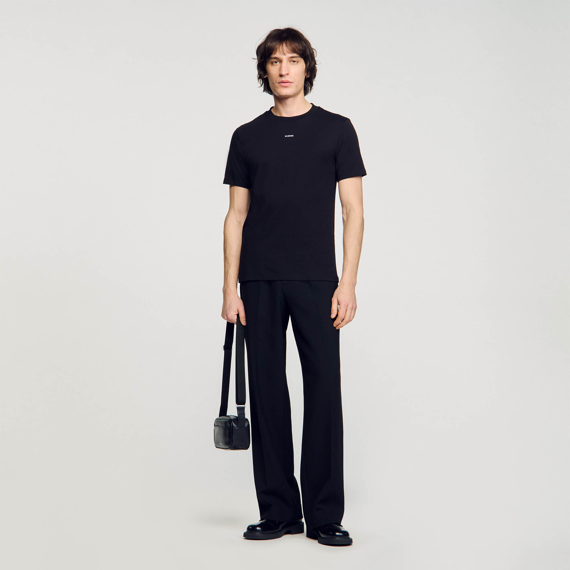 Sandro cotton Rib: T-shirt with a round neck and short sleeves decorated with Sandro embroidery