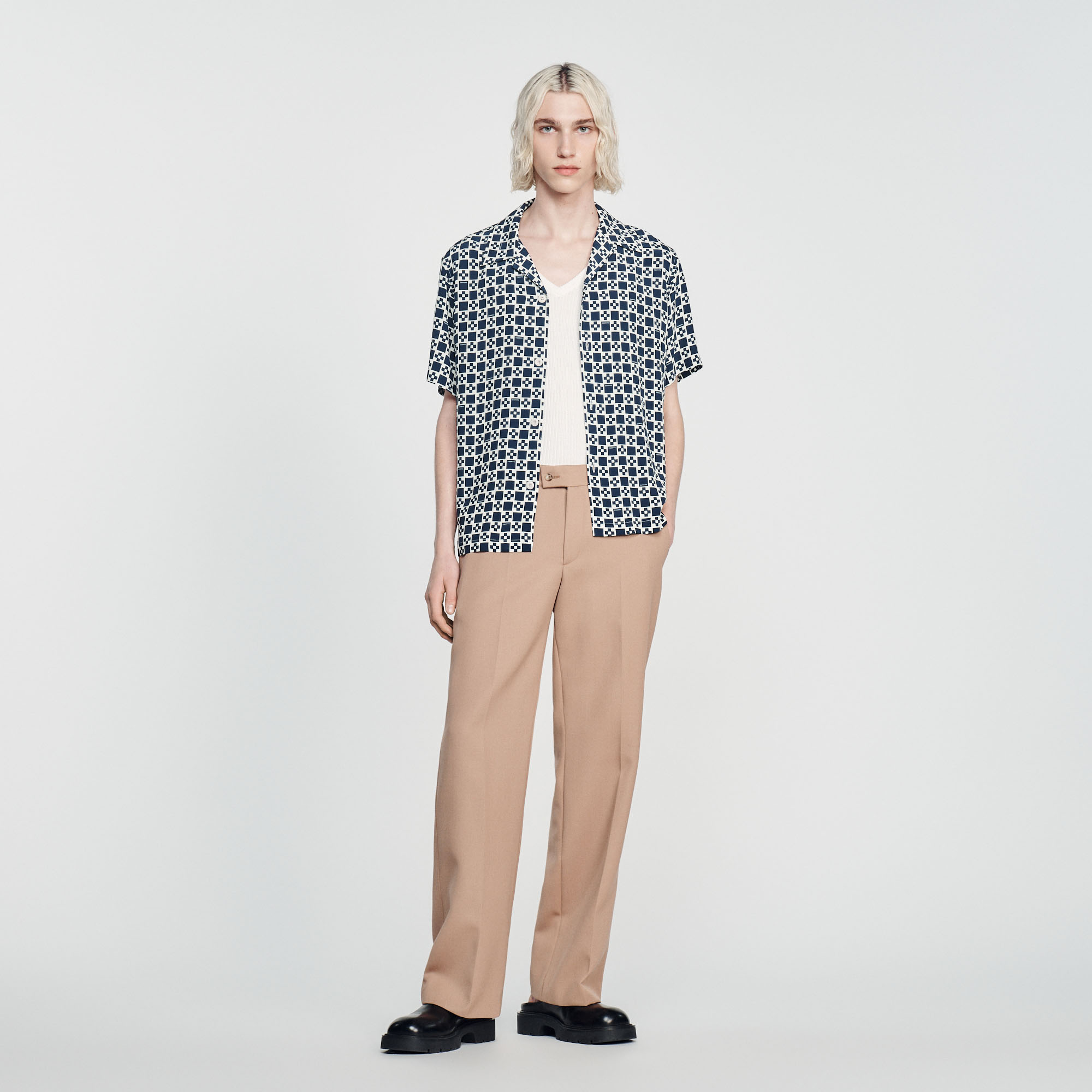 Sandro viscose Flowing buttoned shirt with short sleeves, a spread collar, and an all-over Square Cross print