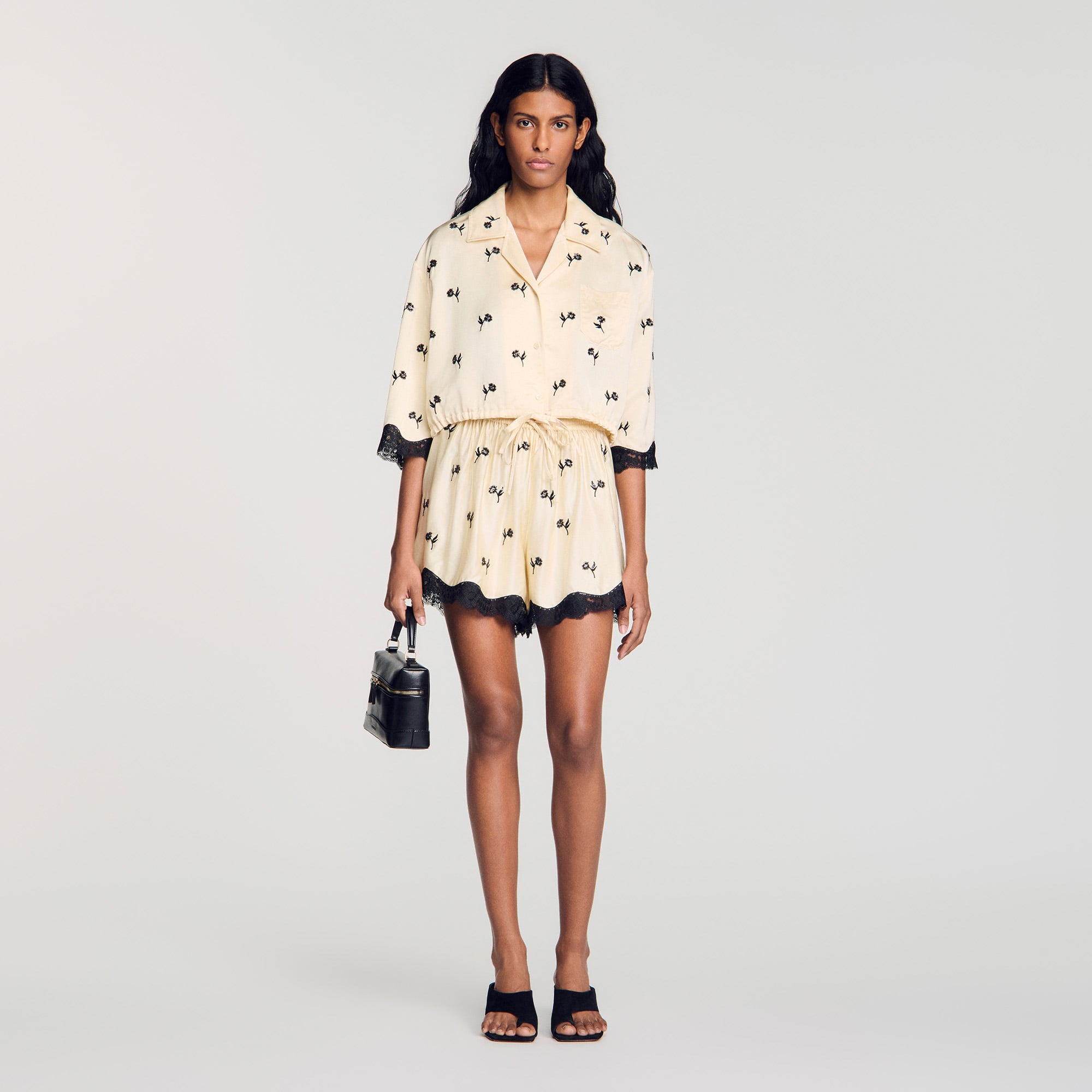 Cropped floral embroidered shirt in Vanilla for Women | Sandro Paris