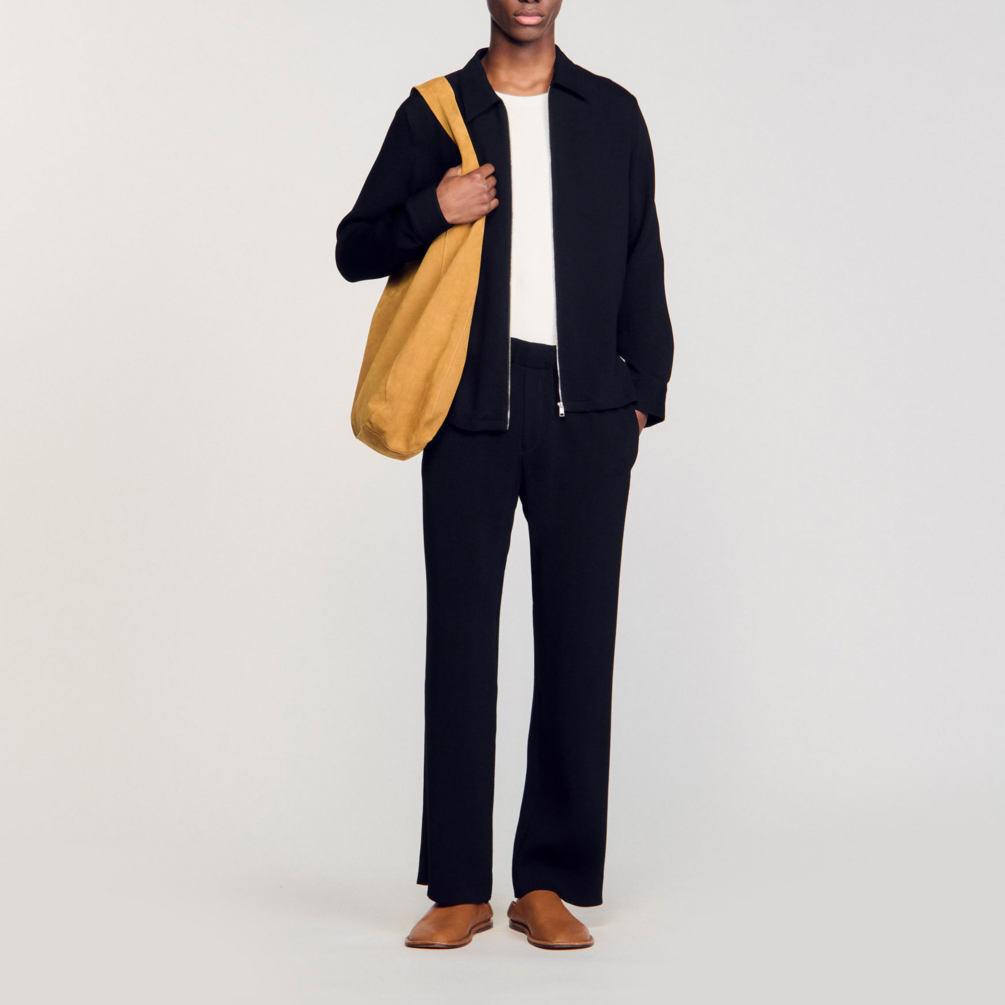 Sandro viscose Pleated long-sleeved shirt with classic collar and zip fastening Sandro Men's pleated shirt Shirt collar Long sleeves Zip fastening Designed for a loose fit