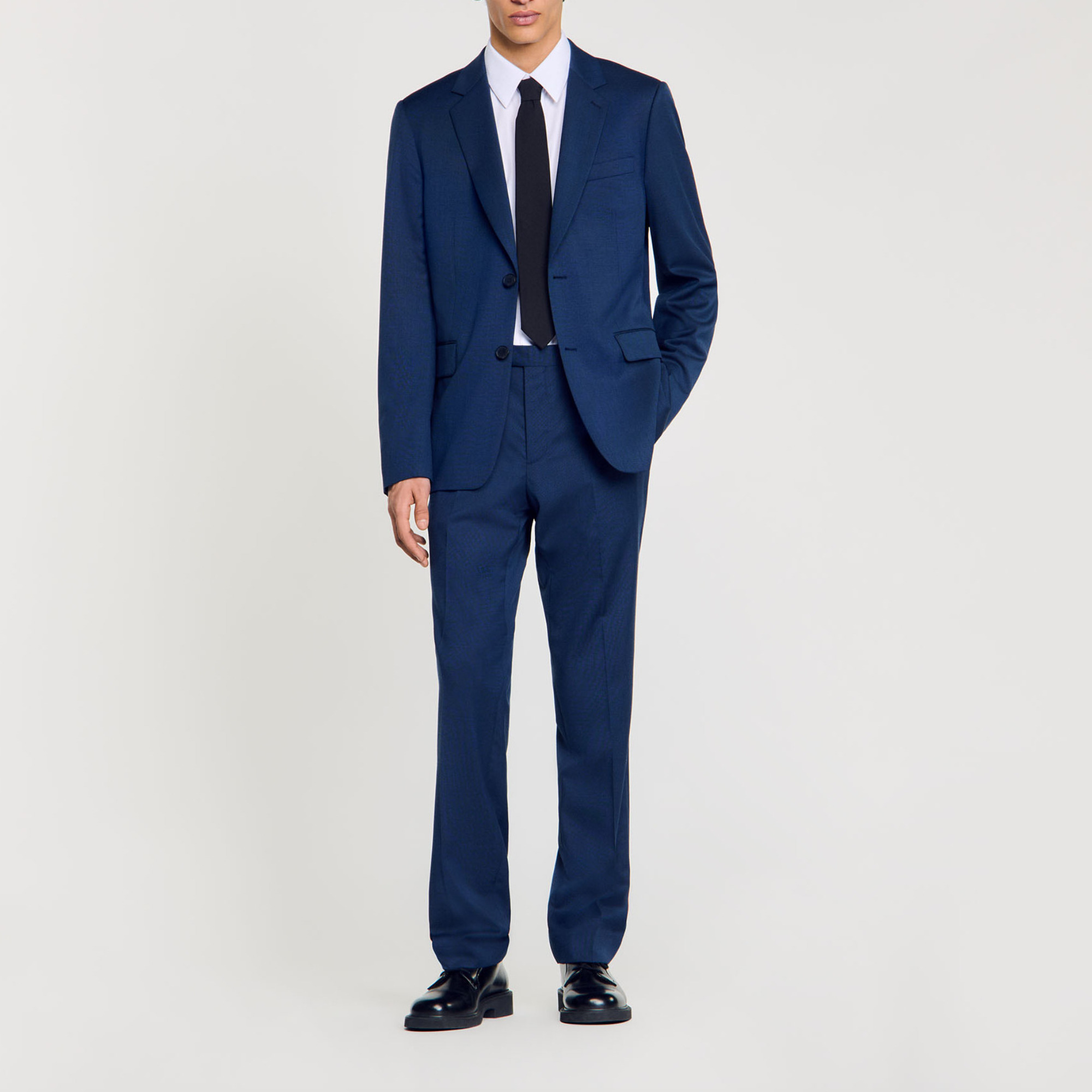 Sandro virgin Classic wool suit jacket with two-button fastening, flap pockets and back vent