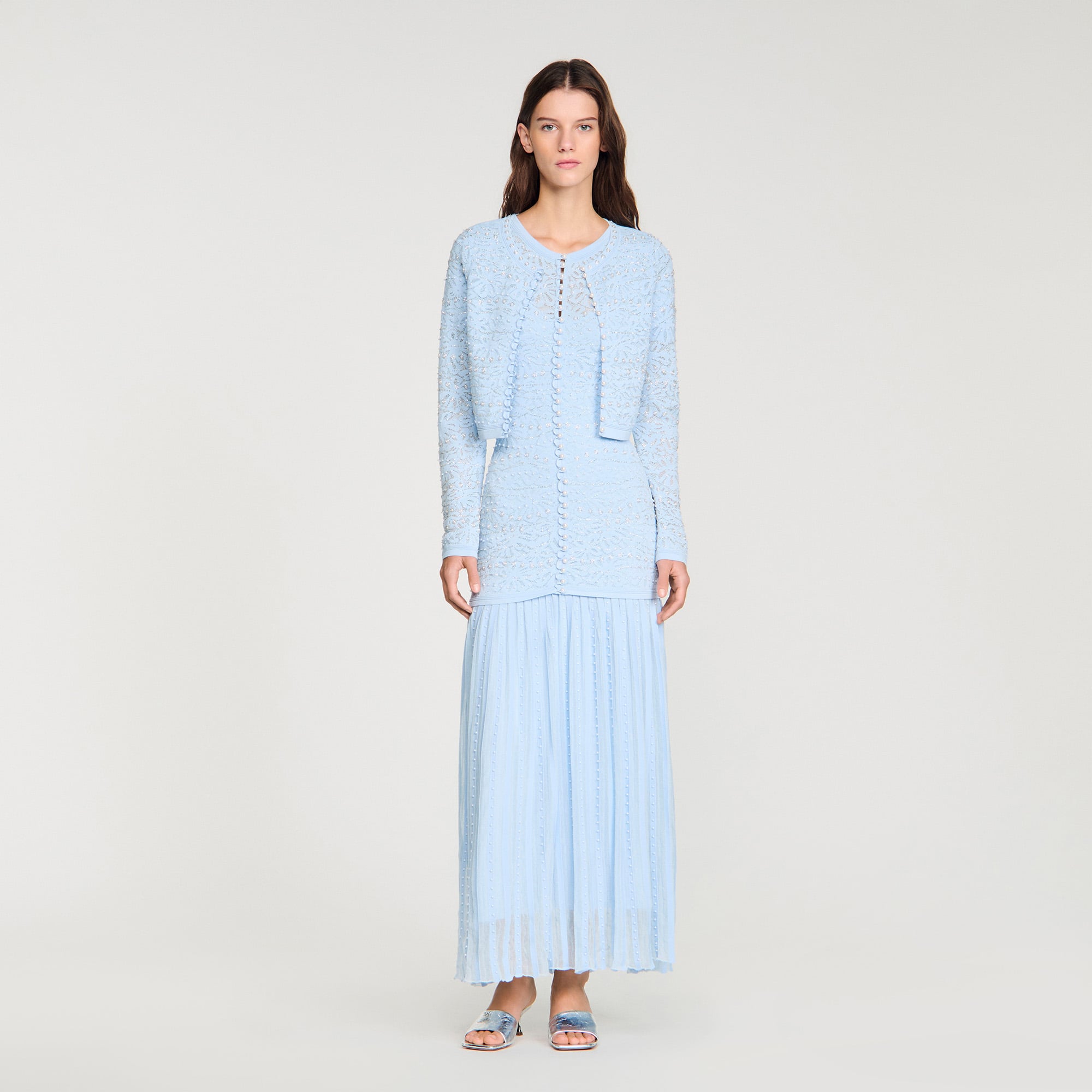 Sandro viscose Cropped textured knit cardigan embroidered with pearls, with a round neck, long sleeves and a front button fastening