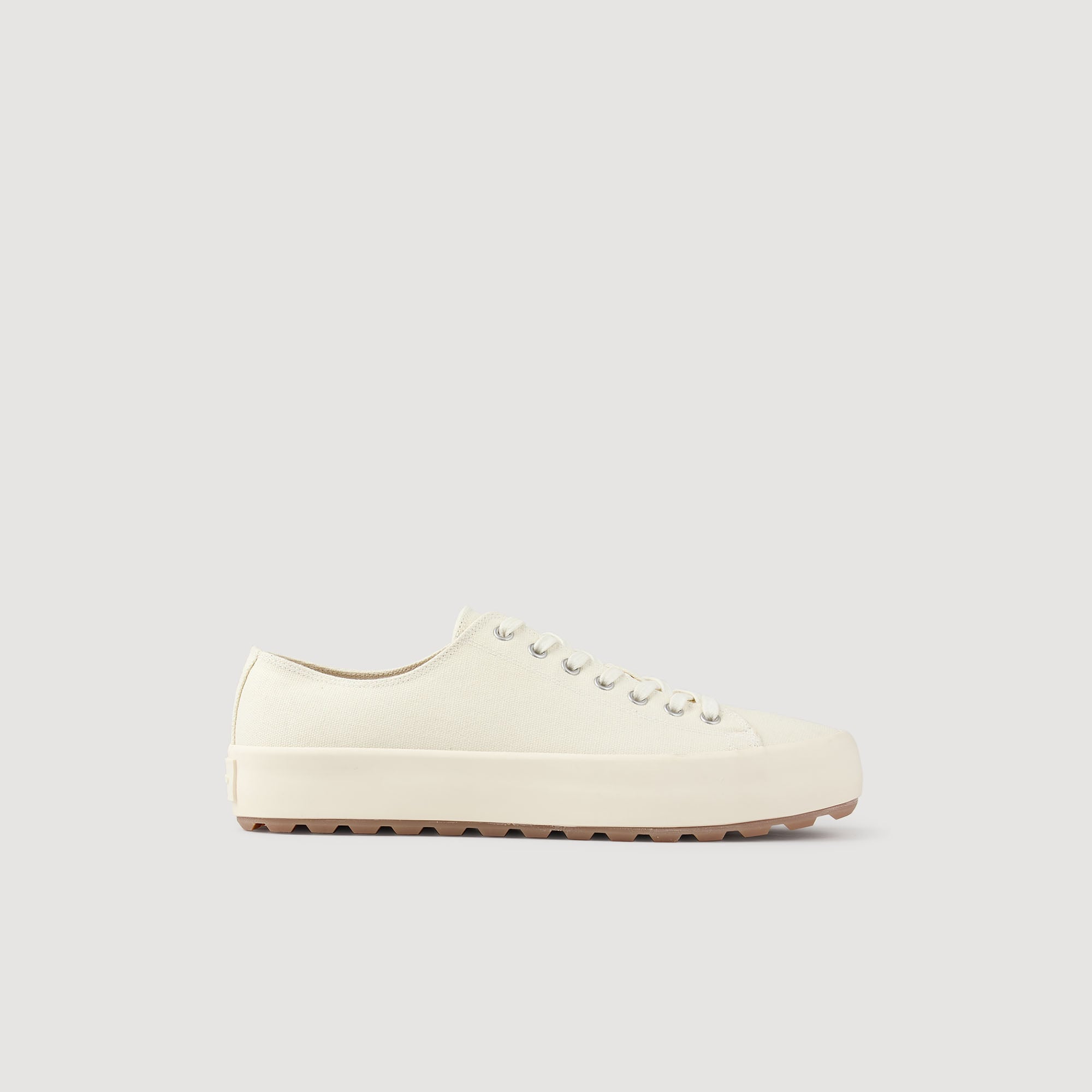 Low-top canvas sneakers