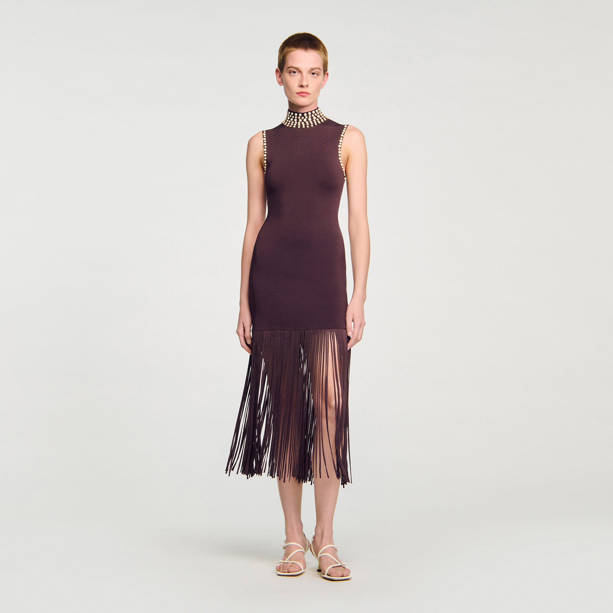 SANDRO サンドロ ノースリーブバーガンディミディドレス Fringed knit midi dress brown For Women | Sandro Paris