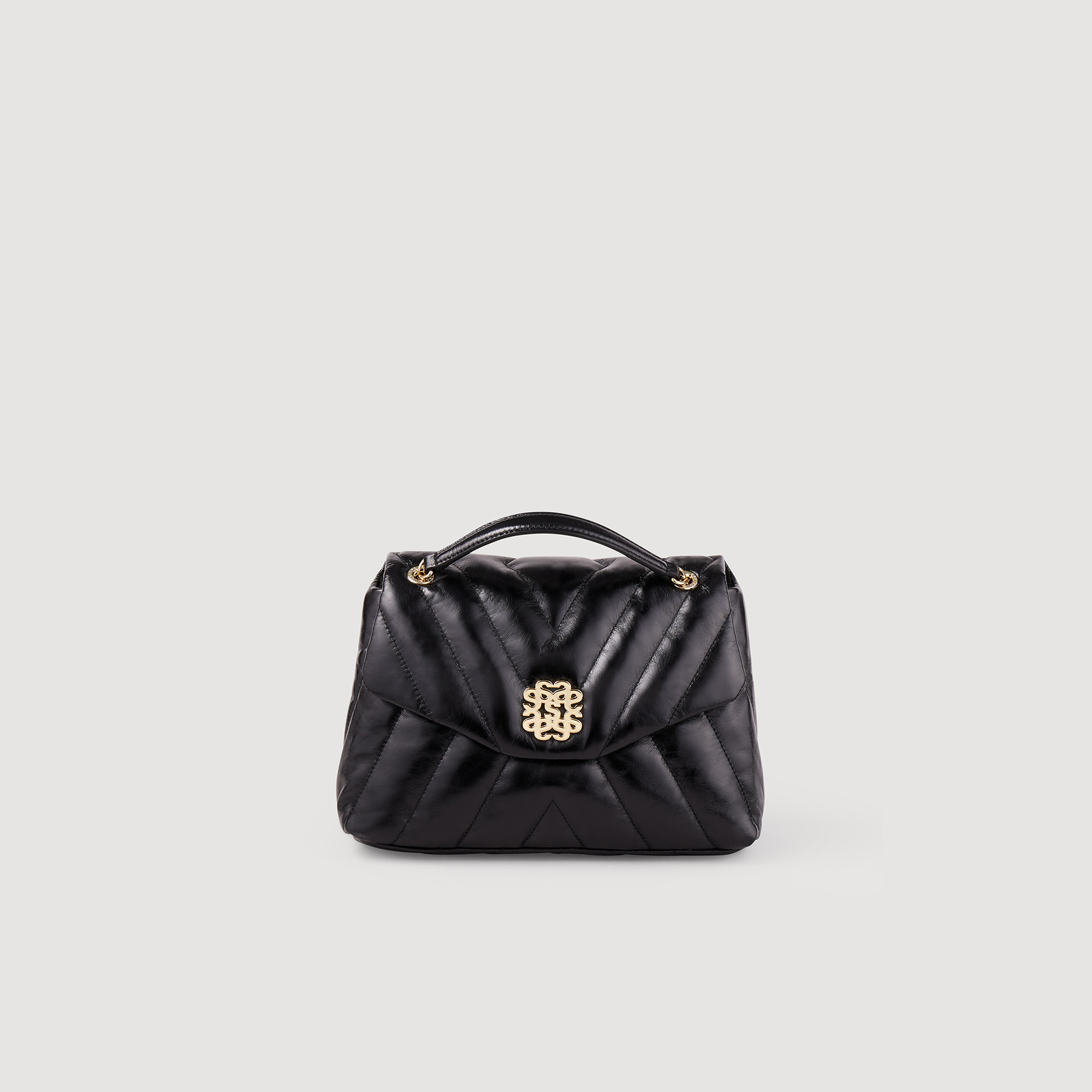 Sandro cotton Leather: cow Flap lining: Quilted textured leather bag with a flap, a graphic signature clasp, and a chain strap with leather reinforcement for carrying the accessory on the shoulder or across the body