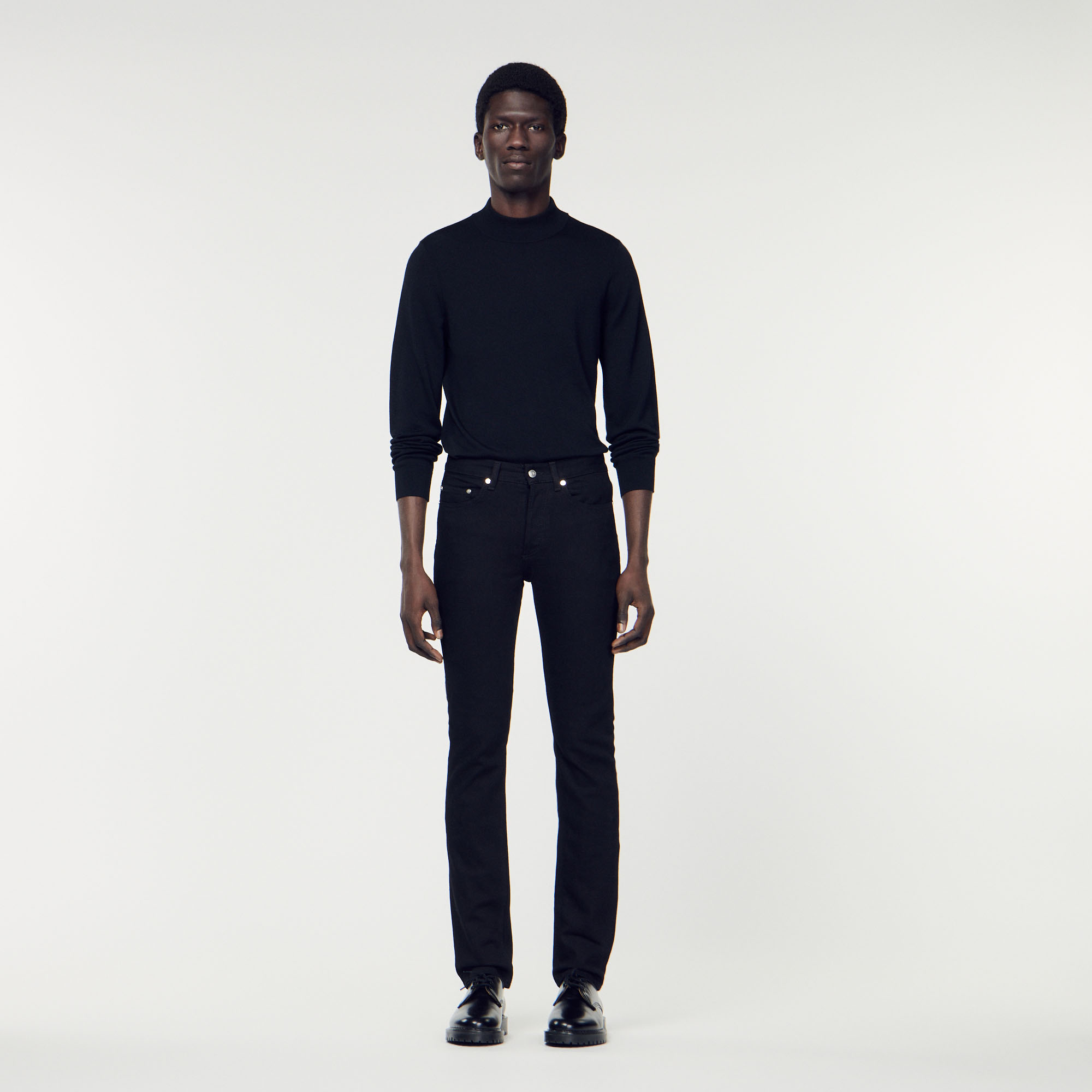Sandro cotton Sandro men's jeans â€¢ Men's slim-fit jeans â€¢ 100 % cotton â€¢ Five pockets â€¢ Model is wearing a size 30 The cotton in this item was produced organically via a cultivation method that preserves biodiversity and bans the use of pesticides and GMOs