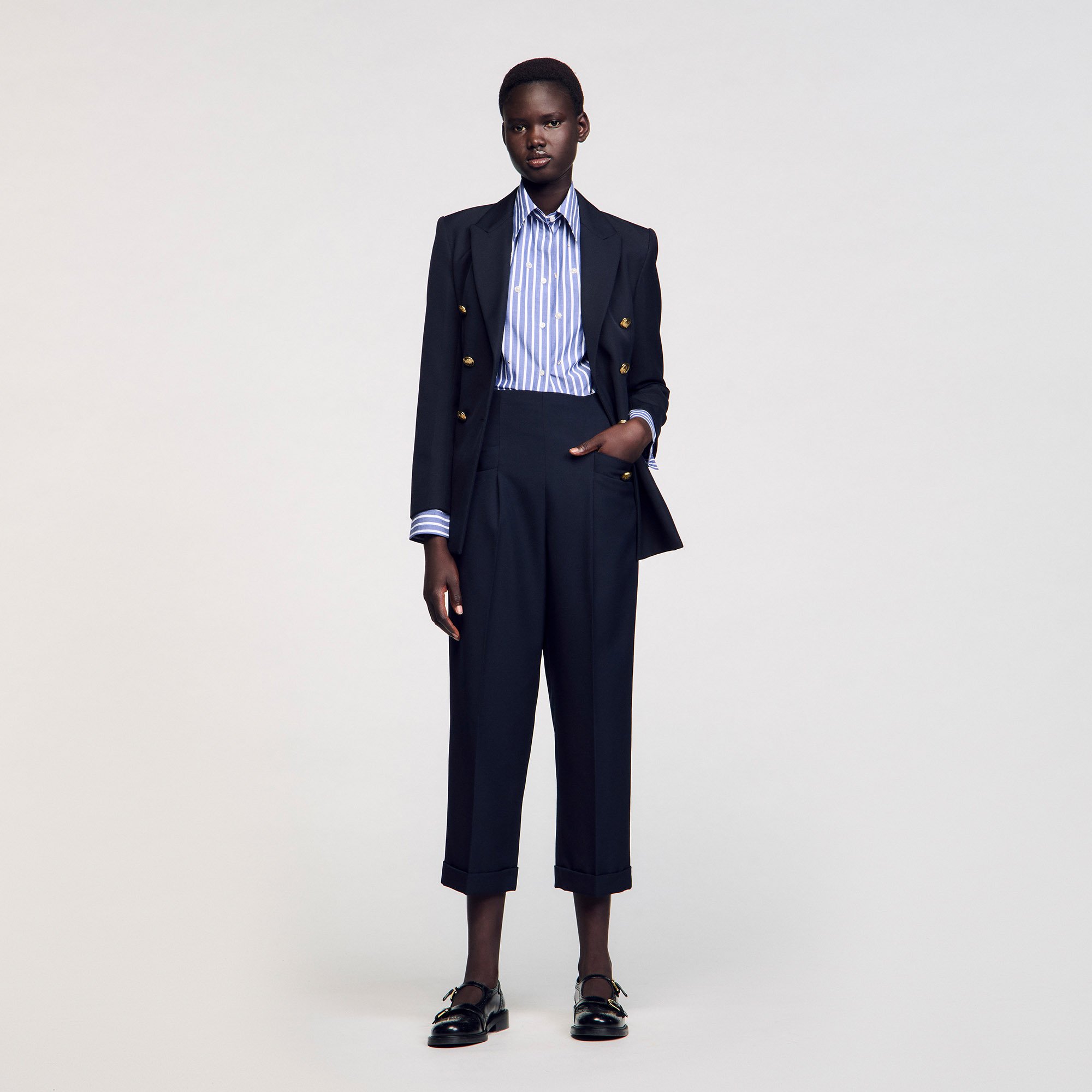 Wide legs trousers