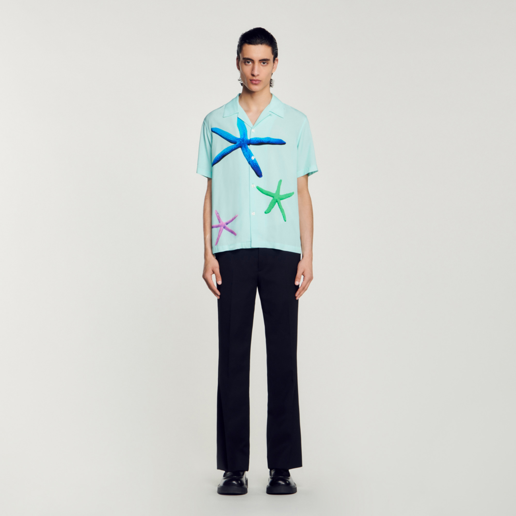 Sandro viscose Short-sleeve shirt with a button fastening, a spread collar, and embellished with a starfish print