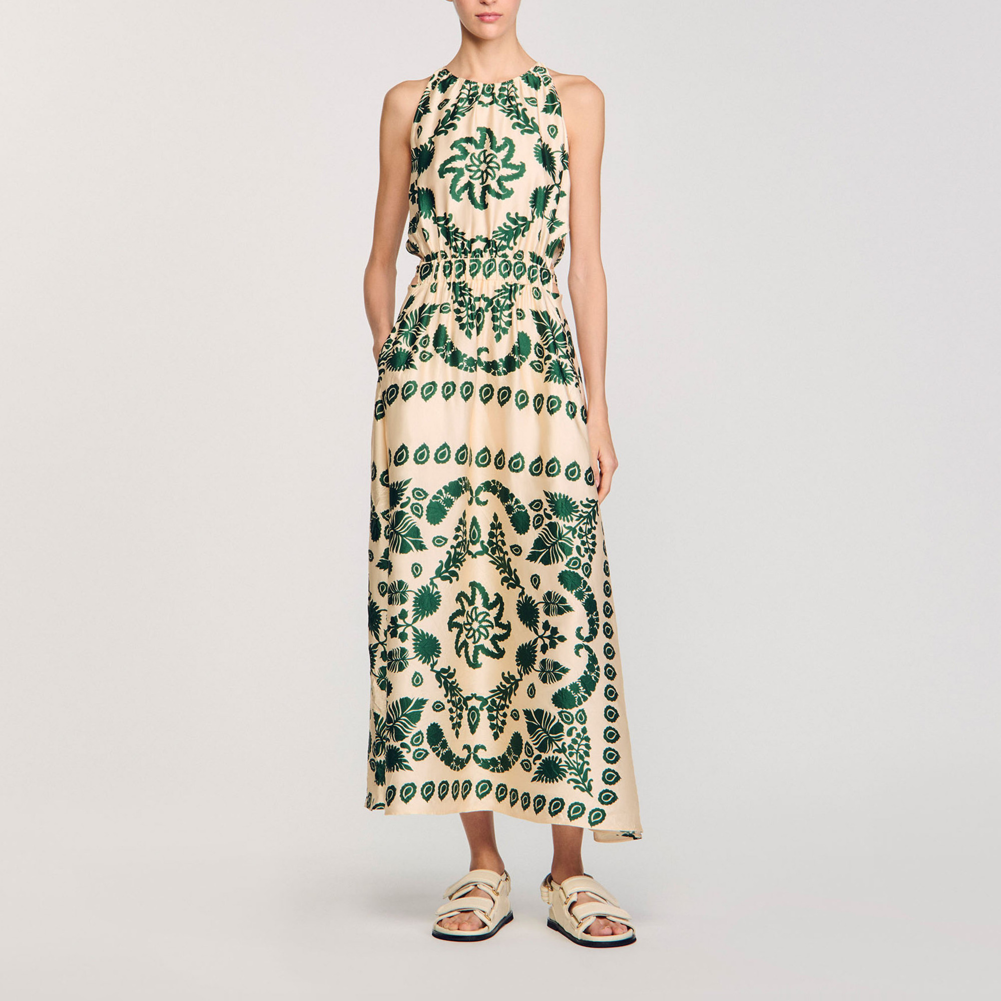 Leaf print maxi dress