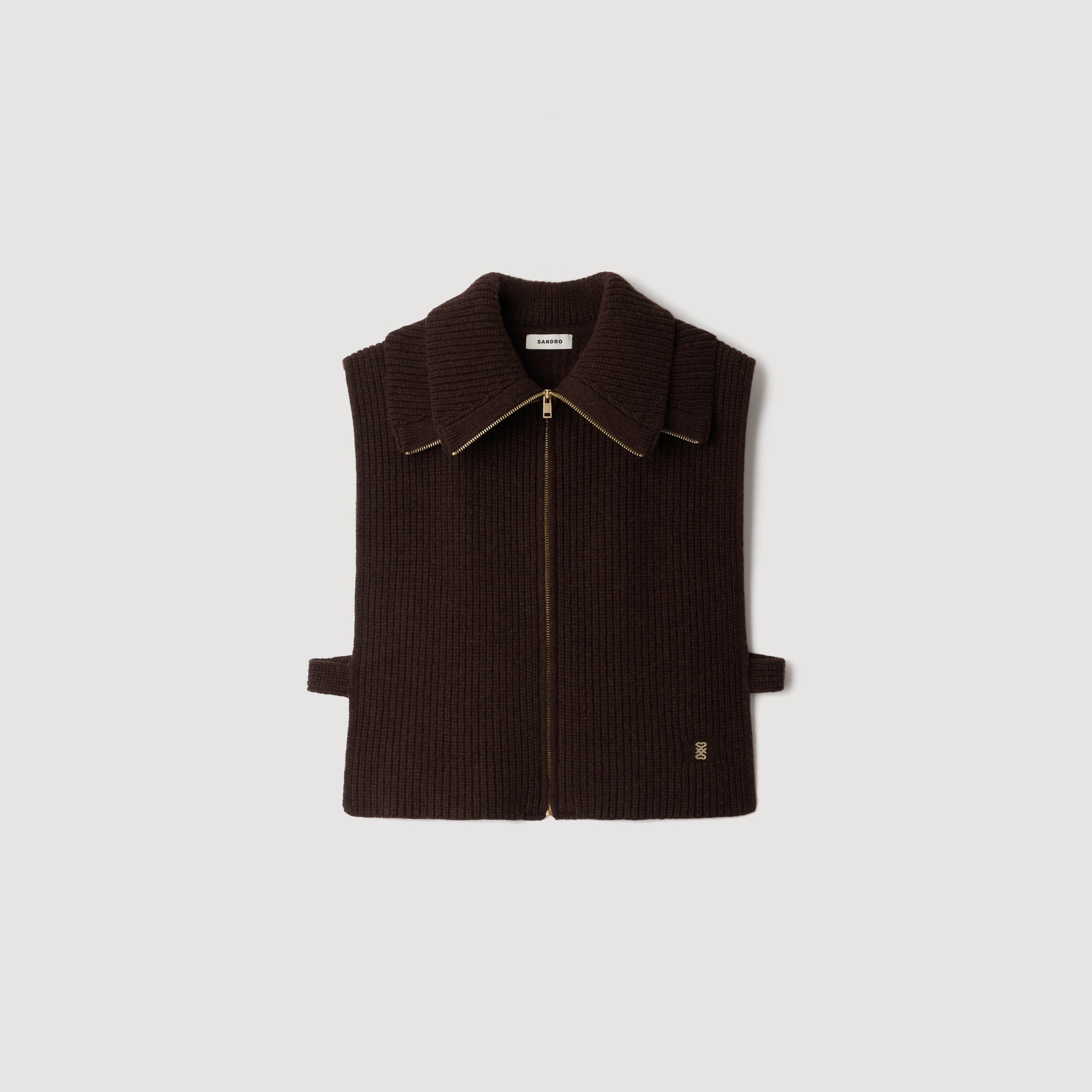 Zipped trucker collar