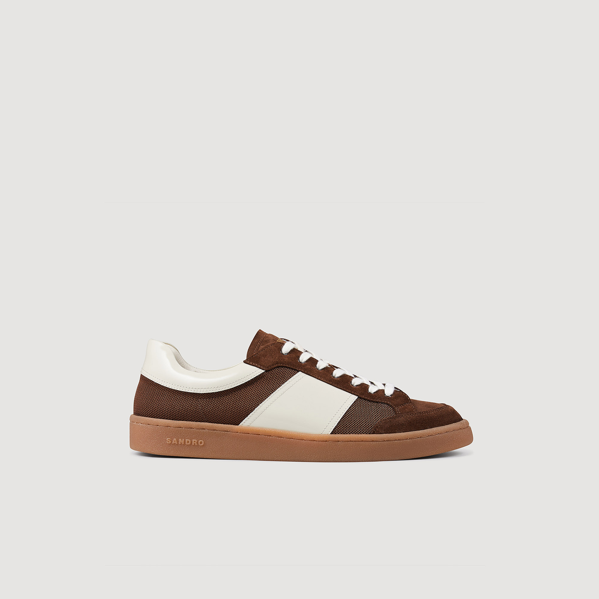 Sandro polyester Lining: Low-top sneakers with a vintage look crafted from suede and technical mesh, adorned with patent leather inserts on the sides and back, a tongue featuring a Sandro logo, contrasting laces, metal eyelets, and a gum sole
