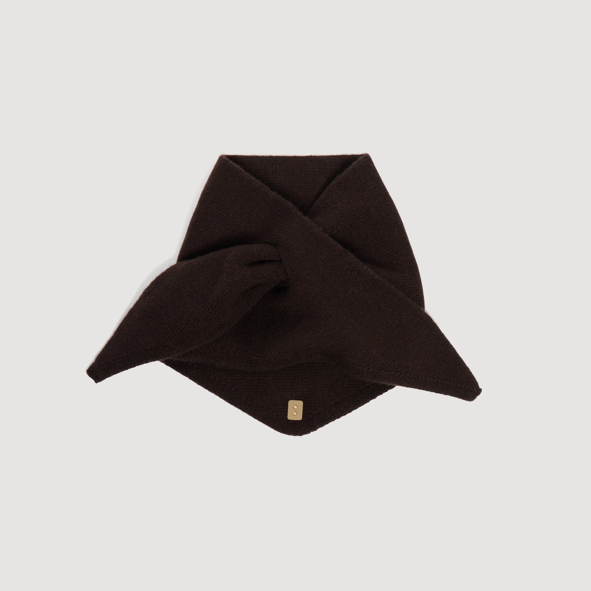 Wool pull through scarf